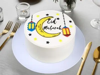 Hilal Eid Cake