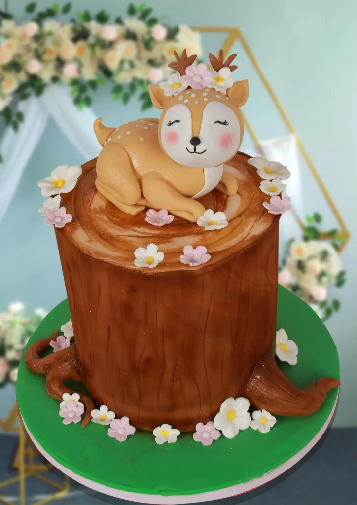 Woodland Deer Cake - Image 4