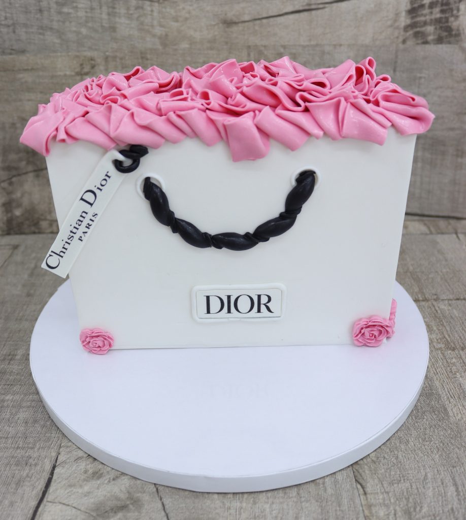 DIOR Cake 2Kg