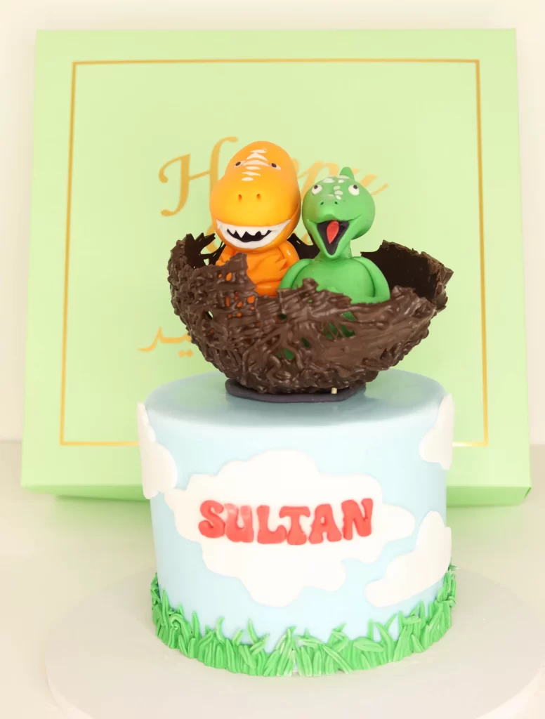 Dinosaur Cake - Image 4
