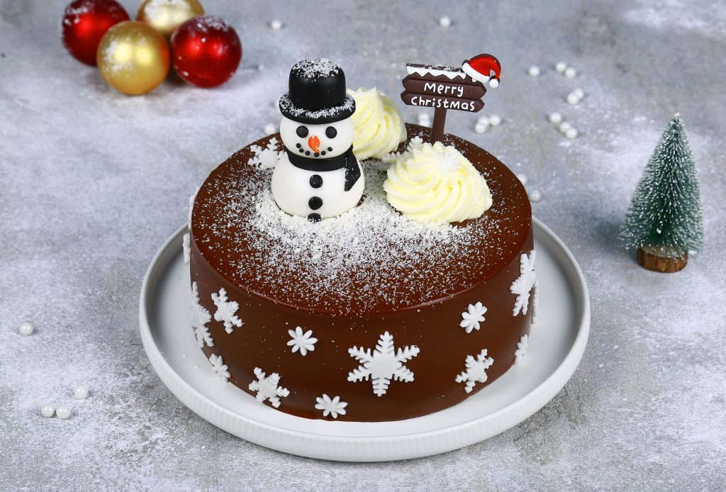 Christmas Chocolate Snowman Cake Dubai full view