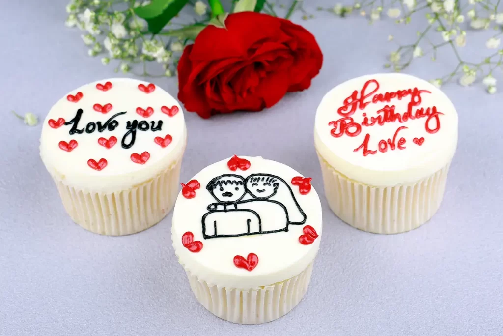 Togetherness cup cake