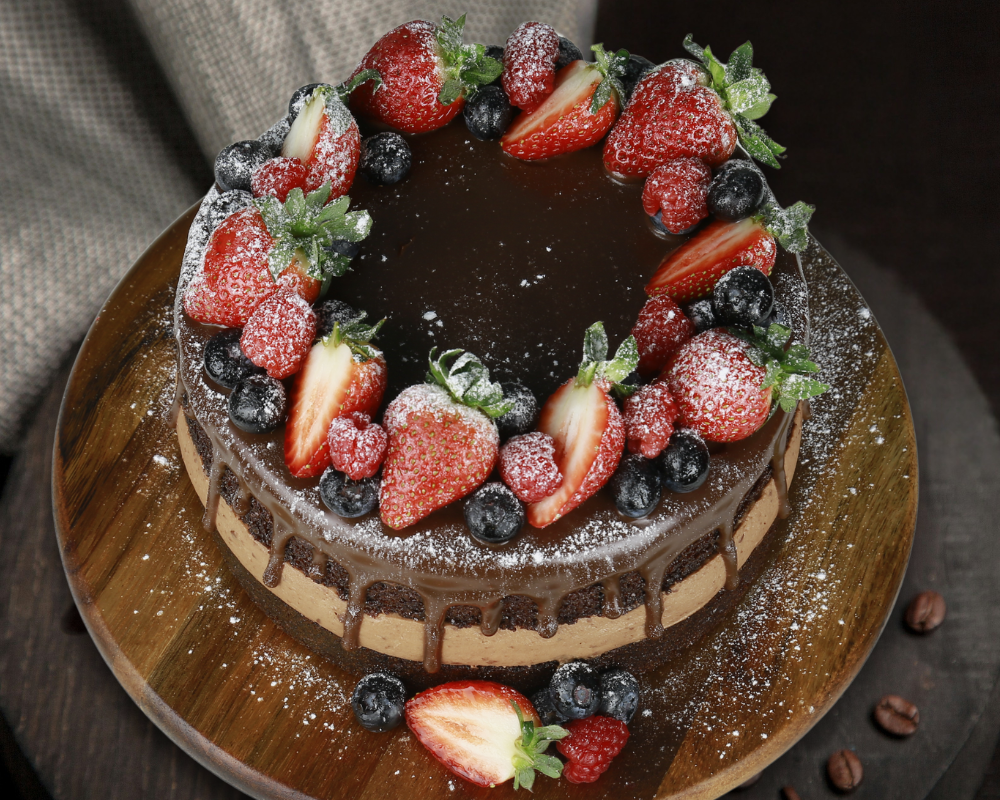Berry Naked Cake - Image 3