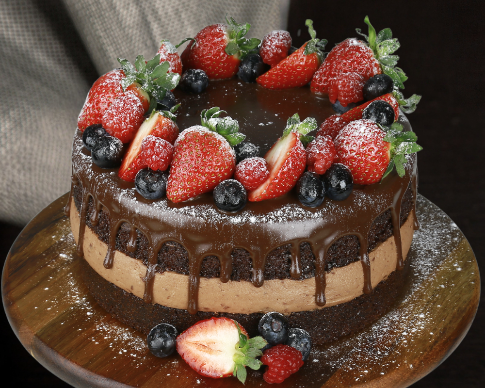 Berry Naked Cake - Image 2