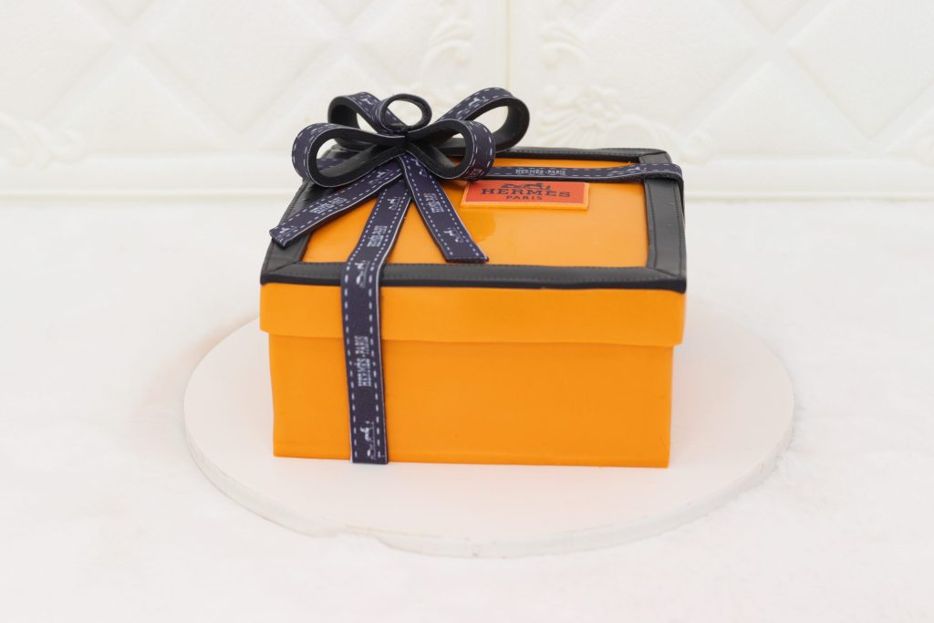 Celebration Hermes Cake - Image 2