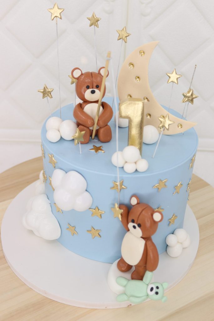 Teddy First Birthday Cake - Image 2